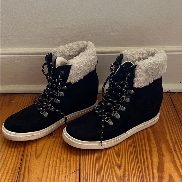 Madden Girl Black and Cream Winter Boots - Picture 6 of 7